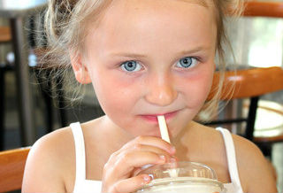 Drinking Girl Green Key.jpg