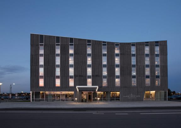 aalborgairporthotelfacade-1